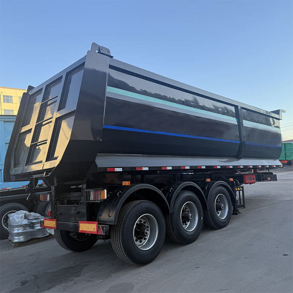 Hydraulic rear-discharge semi-trailer for transporting sand and gravel; U-shaped rear-tipping semi-trailer