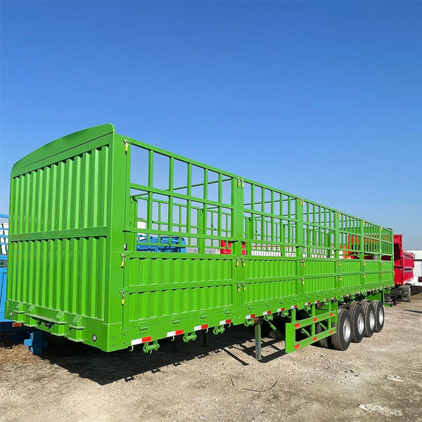 Fenced semi-trailer fenced freight