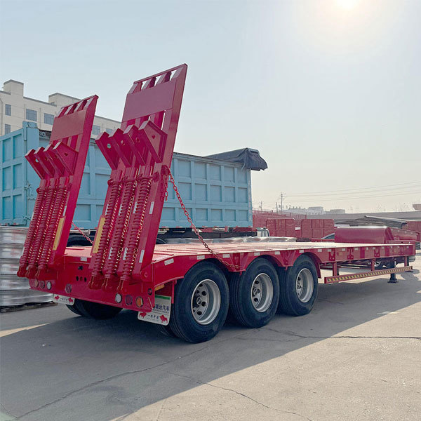High-efficiency and fast 34-axle 100-ton gooseneck low flatbed semi-trailer/low flatbed trailer
