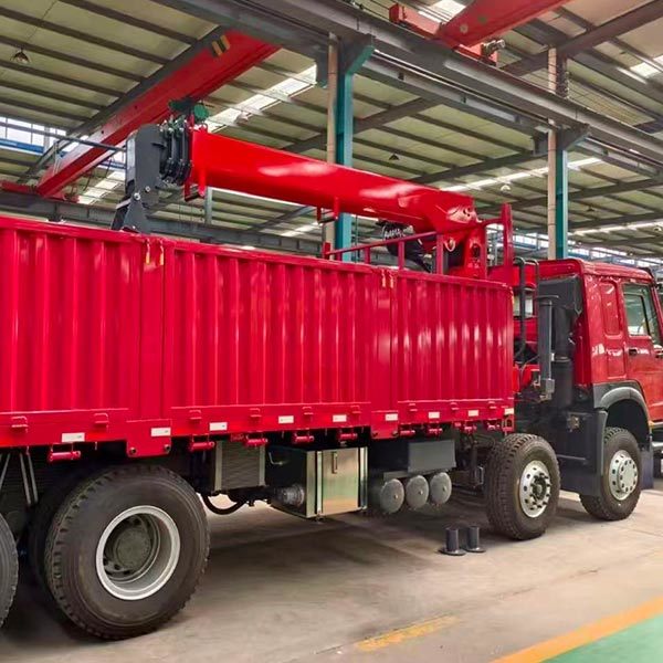 Hydraulic Crane Mounted Truck Telescopic Boom Construction Lifting Machinery Heavy Duty Mobile Truck Crane