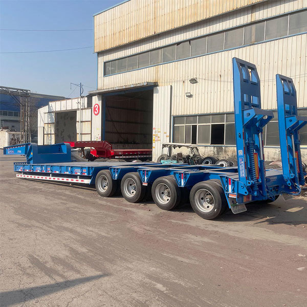 Heavy-duty equipment transport engineering machinery three-axle and four-axle low flatbed semi-trailers